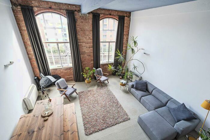 2 Bedroom Flat To Rent In Fairfield Road, Bow, London, E3