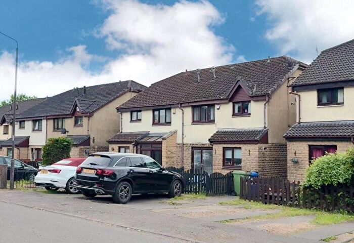 2 Bedroom House For Sale In Levenbank Gardens, Jamestown, Alexandria, West Dunbartonshire, G83