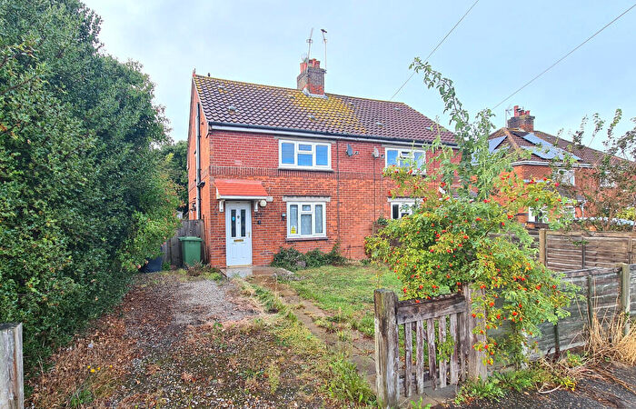 3 Bedroom Semi-Detached House For Sale In Coronation Close, Happisburgh, NR12