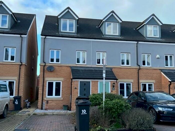 3 Bedroom Town House To Rent In Long Culvering, Cranbrook, EX5