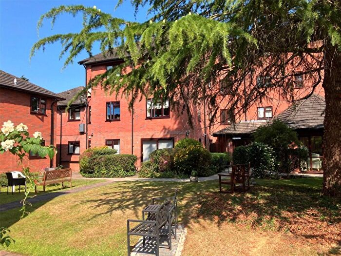 1 Bedroom Retirement Property For Sale In Farnborough Common, Orpington, BR6