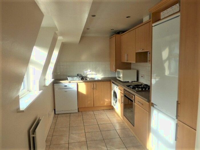 2 Bedroom Flat To Rent In Sarum Terrace, Bow Common Lane, London, E3