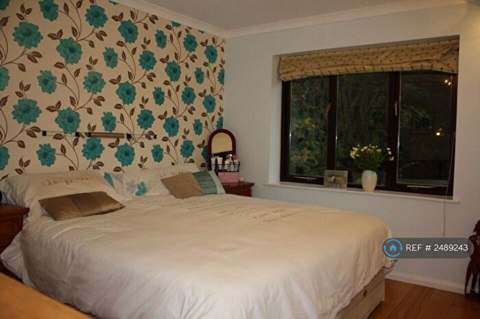 5 Bedroom End Of Terrace House To Rent In Ramsey Lodge Court, St. Albans, AL1