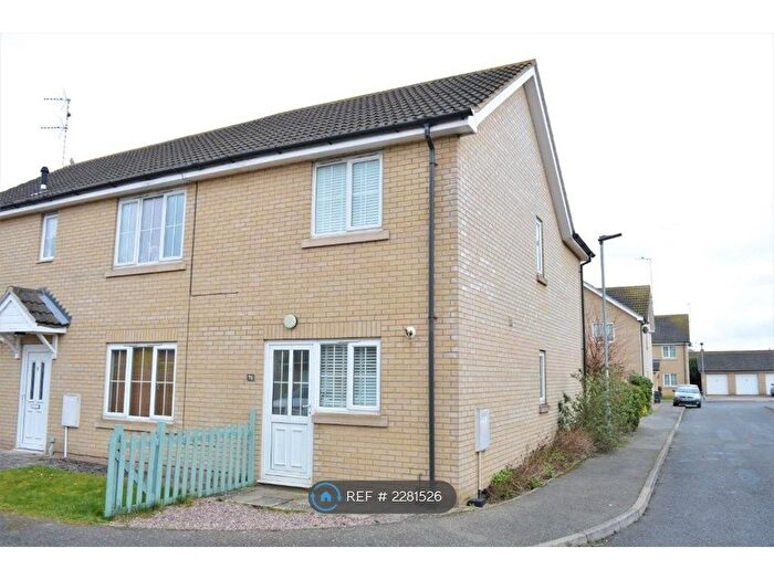 3 Bedroom Semi-Detached House To Rent In Baldock Drive, King's Lynn, PE30