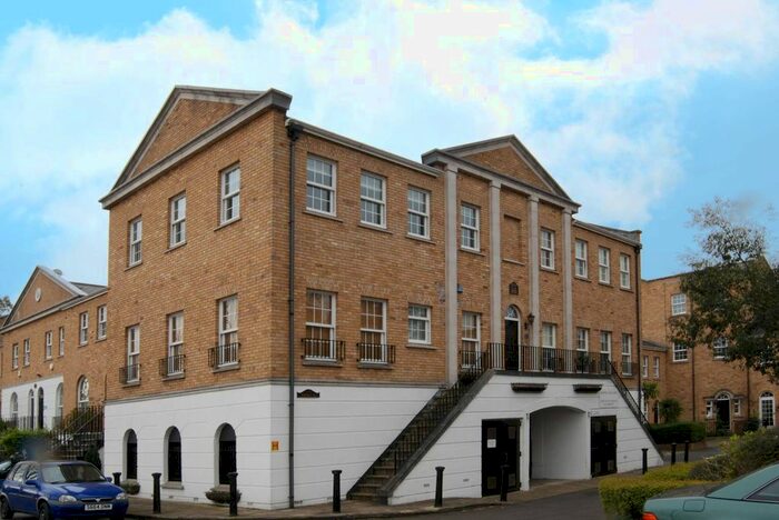 2 Bedroom Flat To Rent In Rotherhithe Street, Rotherhithe, London, SE16