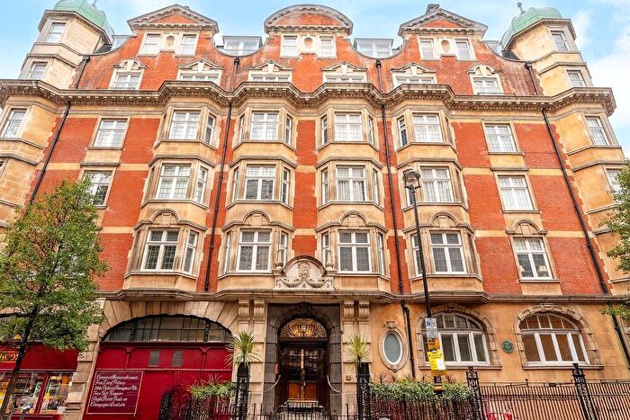 3 Bedroom Flat For Sale In Weymouth Street, London, W1W