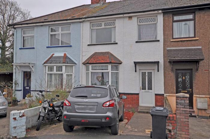 3 Bedroom Terraced House To Rent In Bay-Fronted House, Blake Road, Newport, NP19