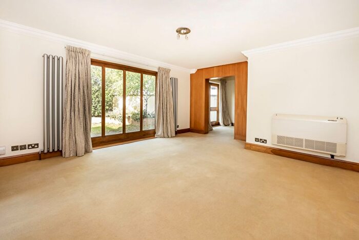 6 Bedroom Detached House To Rent In Cole Park Road, St Margaret's, TW1