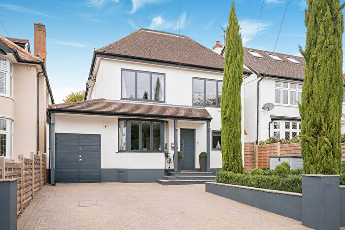 5 Bedroom Detached House For Sale In Charmouth Road, St. Albans, Hertfordshire, AL1