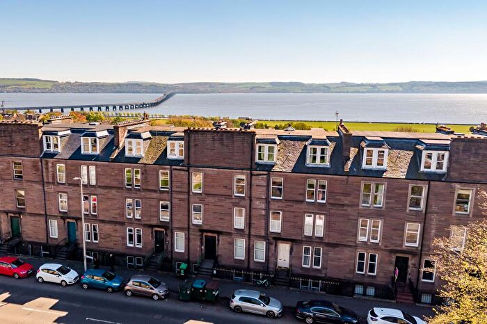 3 Bedroom Flat For Sale In / Perth Road, Dundee, DD2