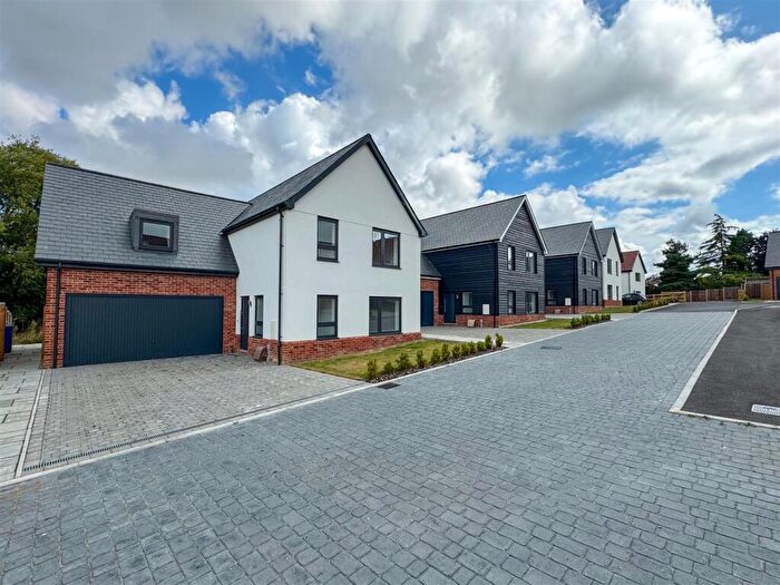 4 Bedroom Detached House For Sale In Chainbridge Close, Needham Market, IP6