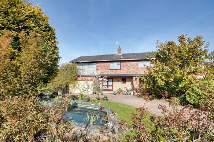 5 Bedroom Detached House For Sale In The Dales, Cottingham, HU16