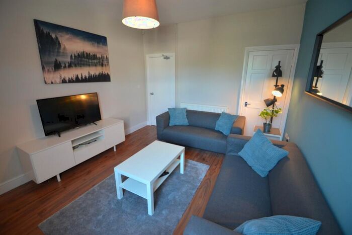 4 Bedroom Terraced House To Rent In Windsor Street, Beeston, NG9