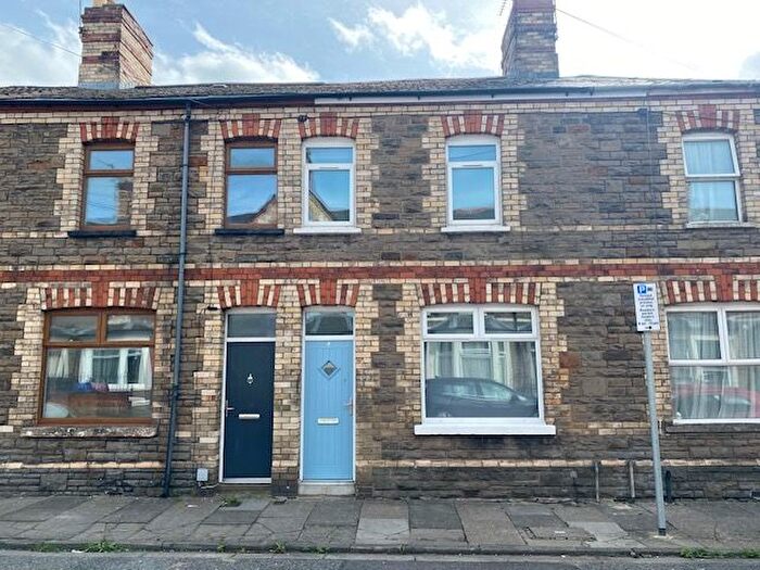 3 Bedroom Property To Rent In Dalton Street, Cathays, Cardiff, CF24