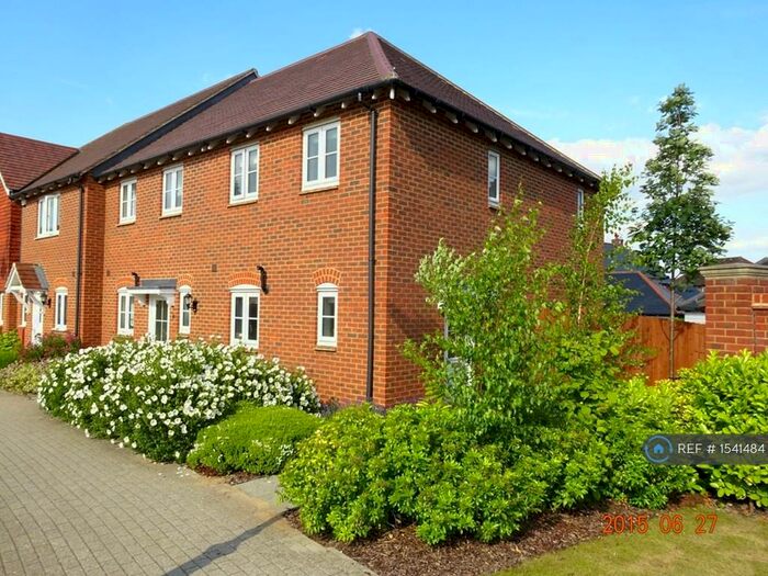 2 Bedroom End Of Terrace House To Rent In Sandow Place, Kings Hill, West Malling, ME19