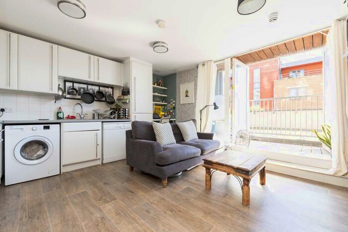 1 Bedroom Flat To Rent In Sedgwick Street, London, E9