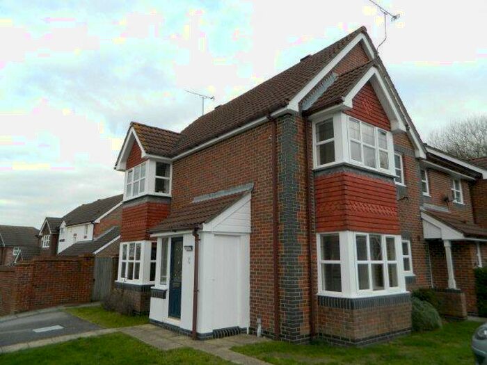 1 Bedroom House To Rent In Cissbury Close, RH12