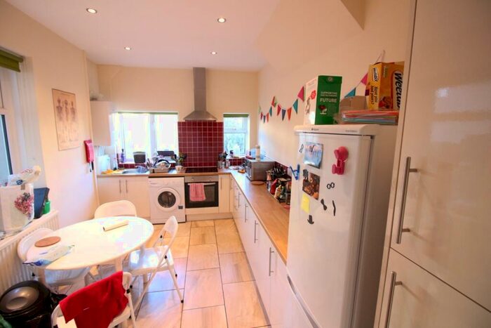 4 Bedroom Terraced House To Rent In Lisvane Street, Cathays, CF24