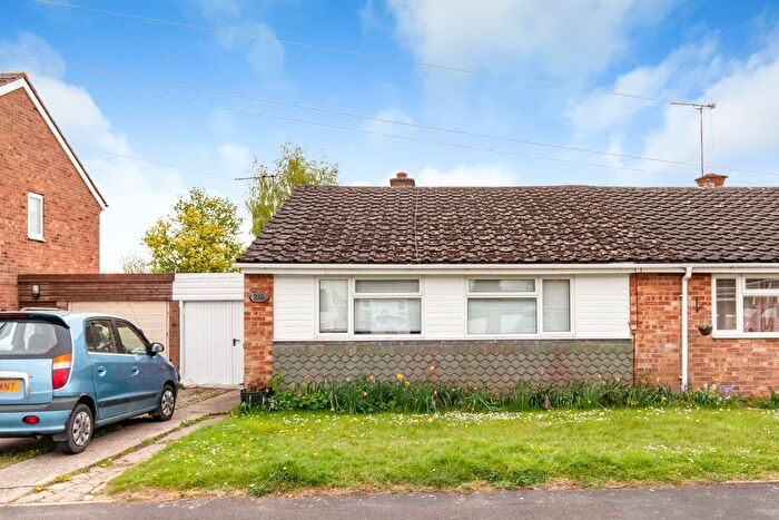 2 Bedroom Semi-Detached House To Rent In Stratford Drive, Eynsham, Witney, OX29