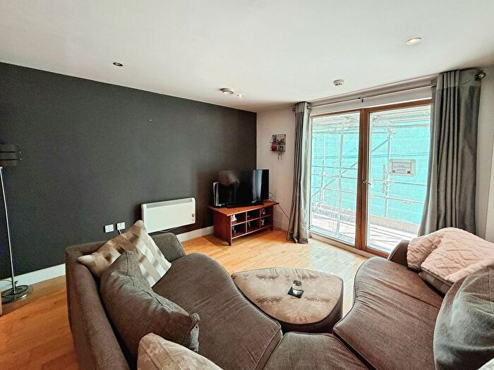 1 Bedroom Flat To Rent In Armouries Way, Leeds, West Yorkshire, Uk, LS10