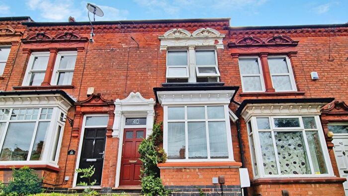 2 Bedroom Terraced House To Rent In Hartledon Road, Birmingham, B17