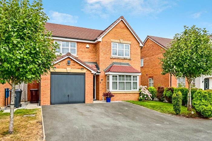 4 Bedroom Detached House For Sale In Stonebridge Way, Kirkby, Merseyside, L32