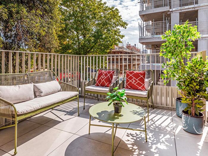 1 Bedroom Flat For Sale In St Ann's Road, London, N15