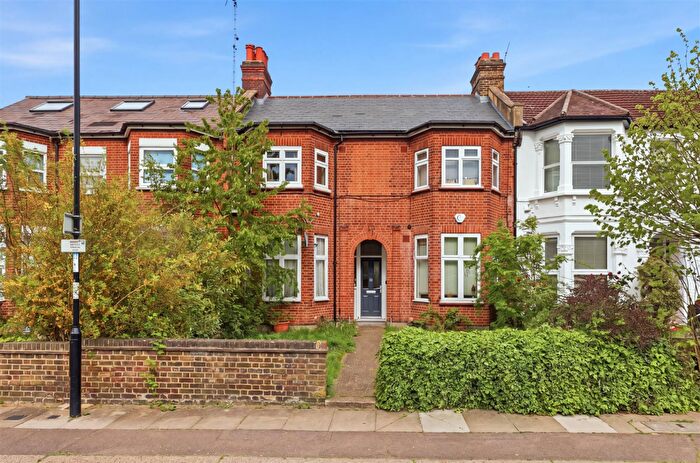 1 Bedroom Flat For Sale In Wellmeadow Road, Hither Green, SE13