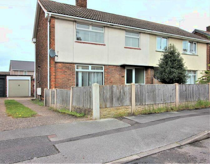 3 Bedroom Semi-Detached House To Rent In Birklands Avenue, Ollerton, NG22