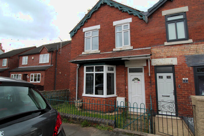 2 Bedroom Semi-Detached House To Rent In Edward Street, Swadlincote, DE12