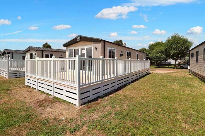 2 Bedroom Lodge For Sale In Promenade Way, Brightlingsea, CO7