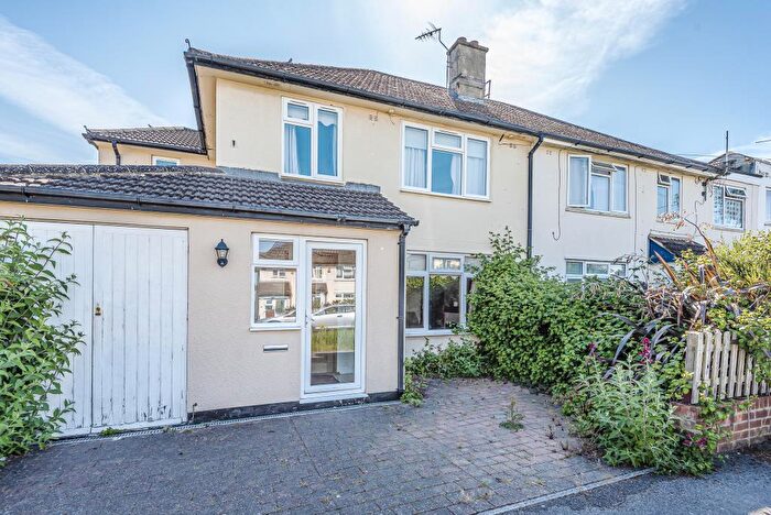 4 Bedroom Semi Detached House For Sale In Headington/Marston Borders, Oxford, OX3