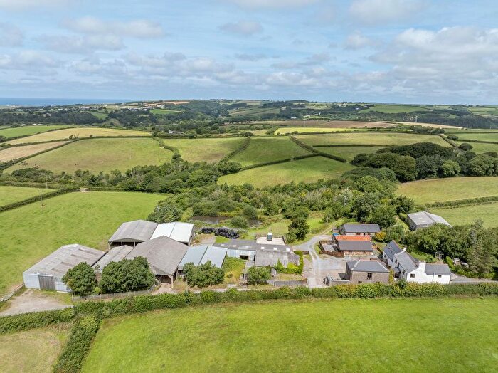 10 Bedroom Farm For Sale In Hersham, Bude, EX23