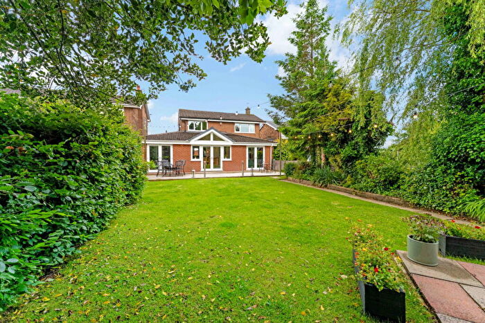 4 Bedroom Semi-Detached House For Sale In Sunny Bank Road, Bury, BL9