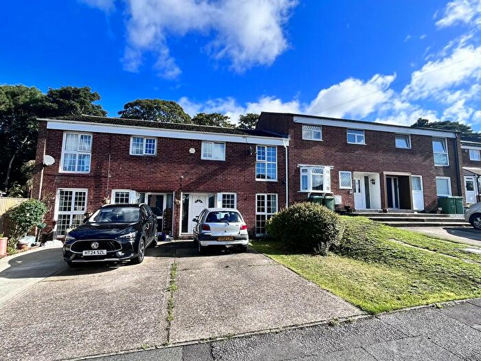 3 Bedroom Terraced House To Rent In Church View Close, Sholing, SO19