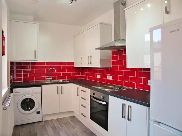 3 Bedroom Terraced House To Rent In Hunter House Road, Sheffield, S11