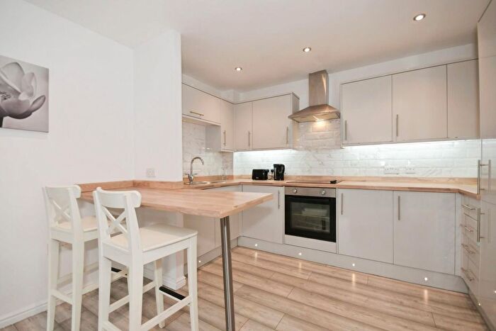 2 Bedroom Flat For Sale In Oliver House, Wain Avenue, Chesterfield, S41
