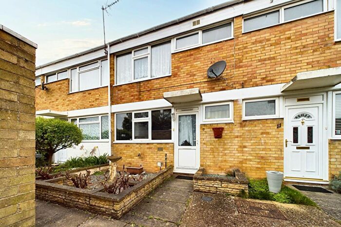 3 Bedroom Terraced House To Rent In St. Albans Way, Thetford, IP24