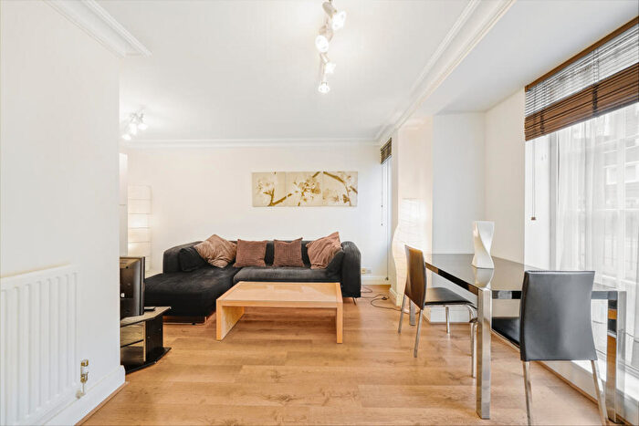 1 Bedroom Flat To Rent In Waterdale Manor House, Harewood Avenue, NW1