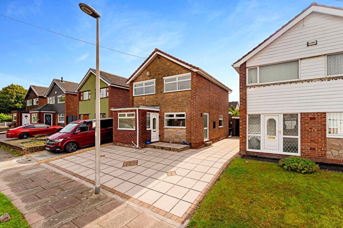 3 Bedroom Detached House For Sale In Minton Way, Widnes, WA8