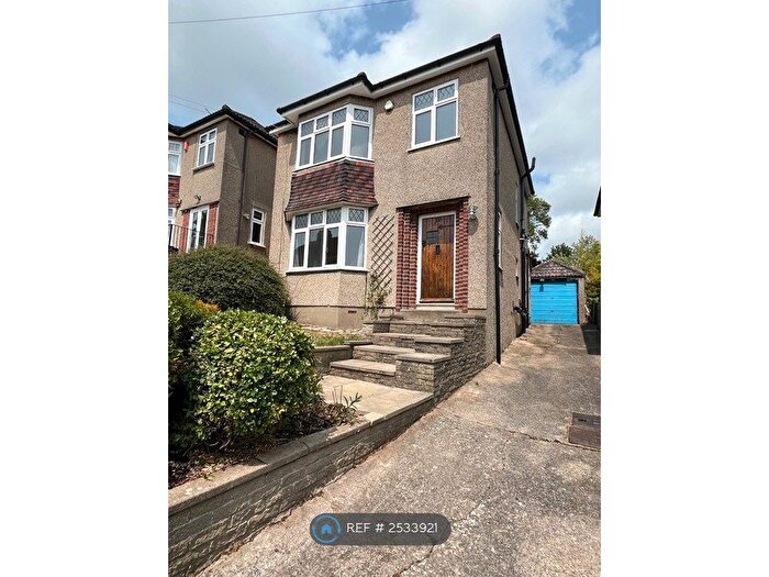 3 Bedroom Detached House To Rent In Falcon Close, Bristol, BS9