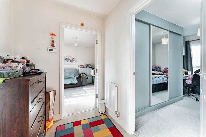 2 Bedroom Flat For Sale In Galton Road, Cambridge, CB3