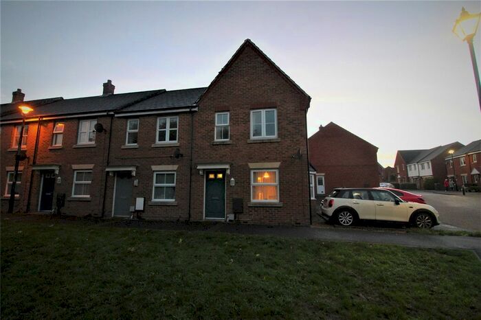 2 Bedroom End Of Terrace House To Rent In Tunbridge Way, Ashford, Kent, TN23