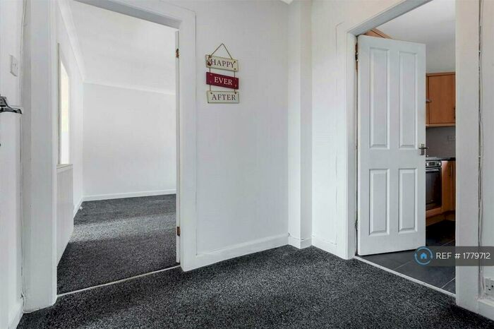 2 Bedroom Flat To Rent In Ashley Terrace, Alloa, FK10