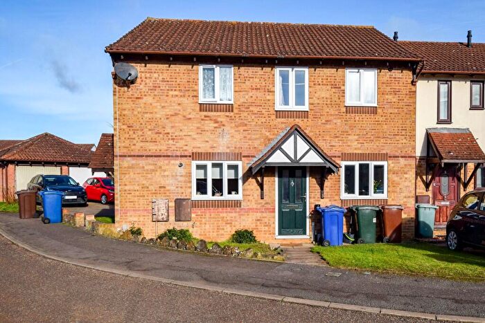 2 Bedroom Terraced House To Rent In Sycamore Gardens, Bicester, Oxfordshire, OX26