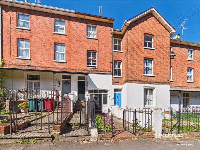 1 Bedroom Apartment To Rent In Jesse Terrace, Reading, Berkshire, RG1