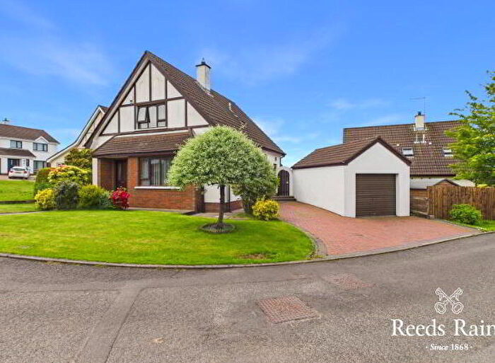 3 Bedroom Detached House For Sale In Victoria Close, Ballyclare, BT39