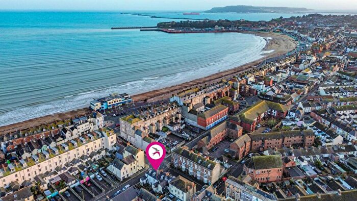 4 Bedroom Terraced House For Sale In Lennox Street, Weymouth, DT4