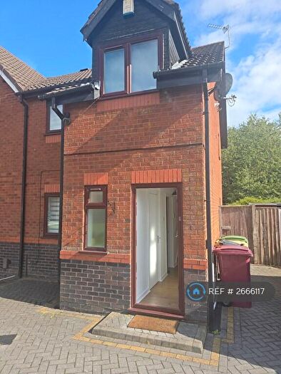 3 Bedroom Semi-Detached House To Rent In Herons Way, Bolton, BL2