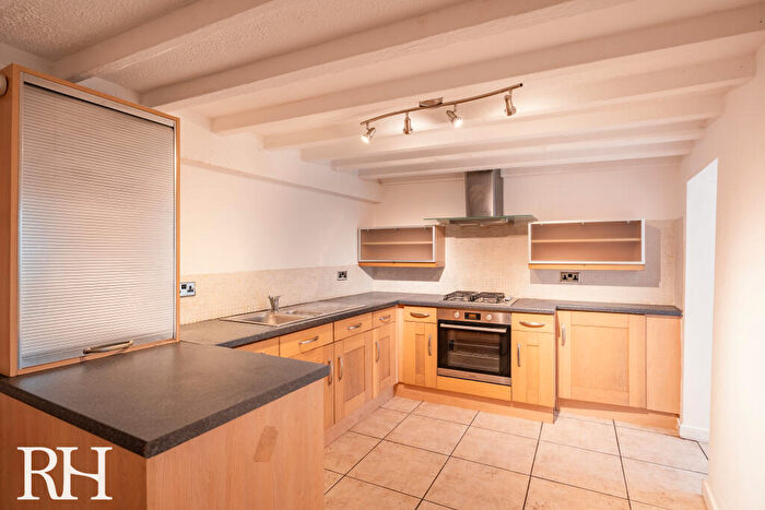1 Bedroom Semi-Detached House To Rent In , LL31